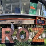 Roz Cafe Bistro Pipera angajeaza bucatar (rece)